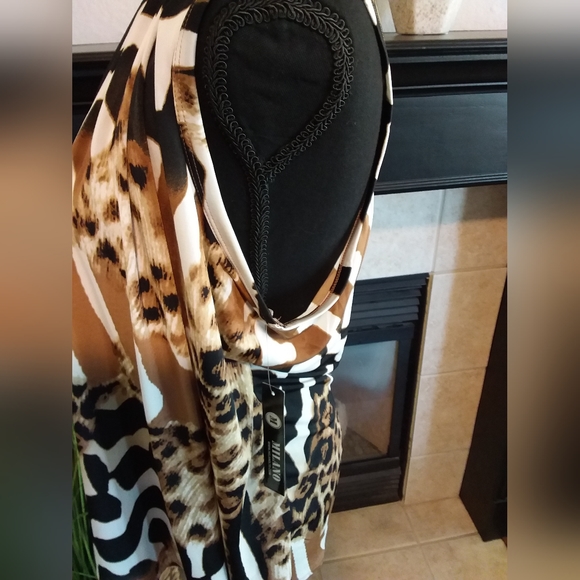 Milano Large Ladies Animal Print Top - Picture 3 of 4